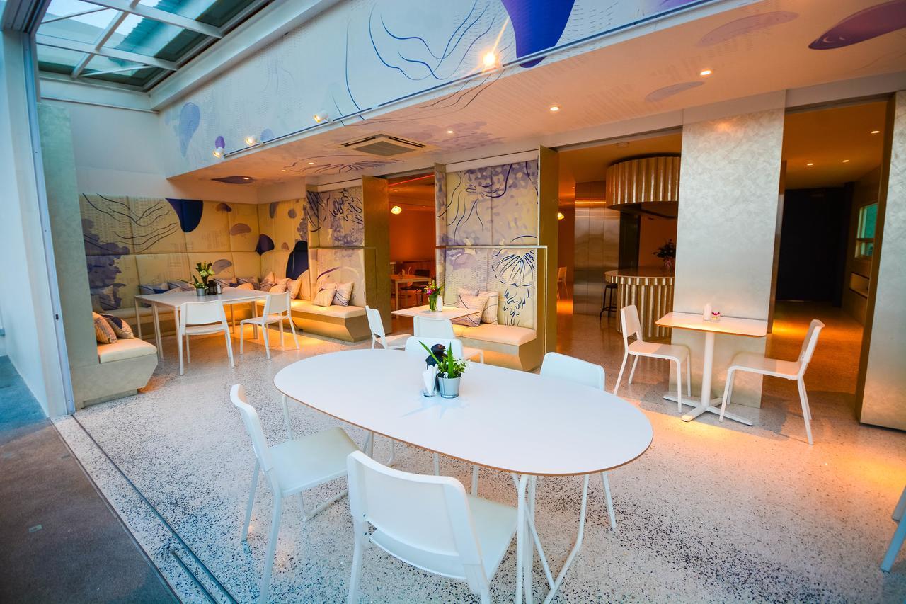 Comet Hotel Surat Thani Exterior foto